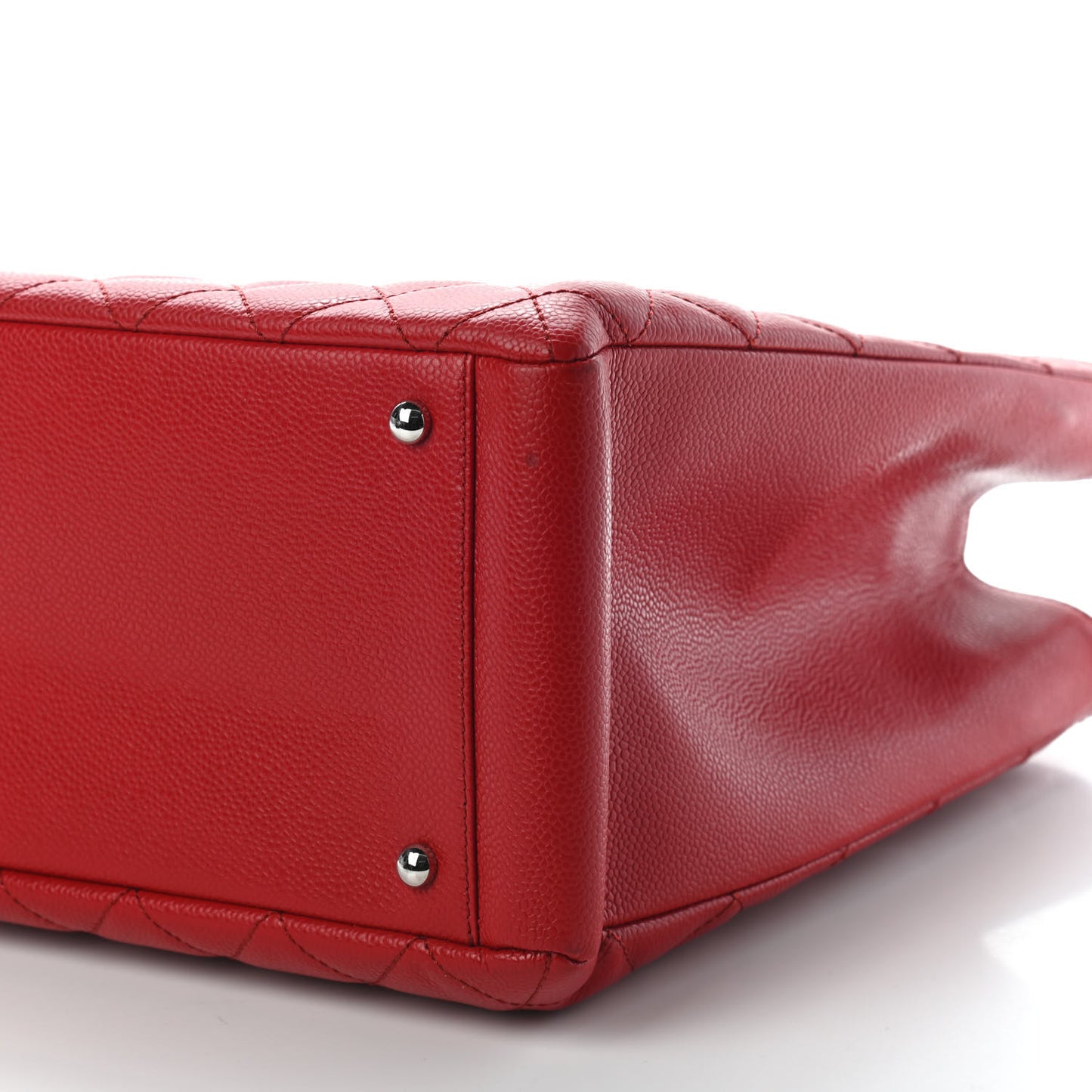 Caviar Quilted XL Grand Shopping Tote GST Red
