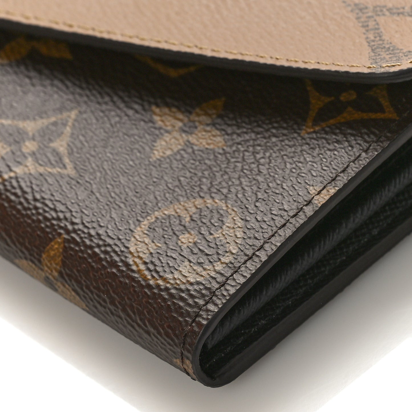 Reverse Monogram Giant Sarah Wallet