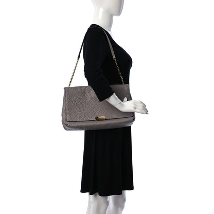 Burberry Signature Grain Medium Mildenhall Crossbody Bag Pale Grey 3 of 11