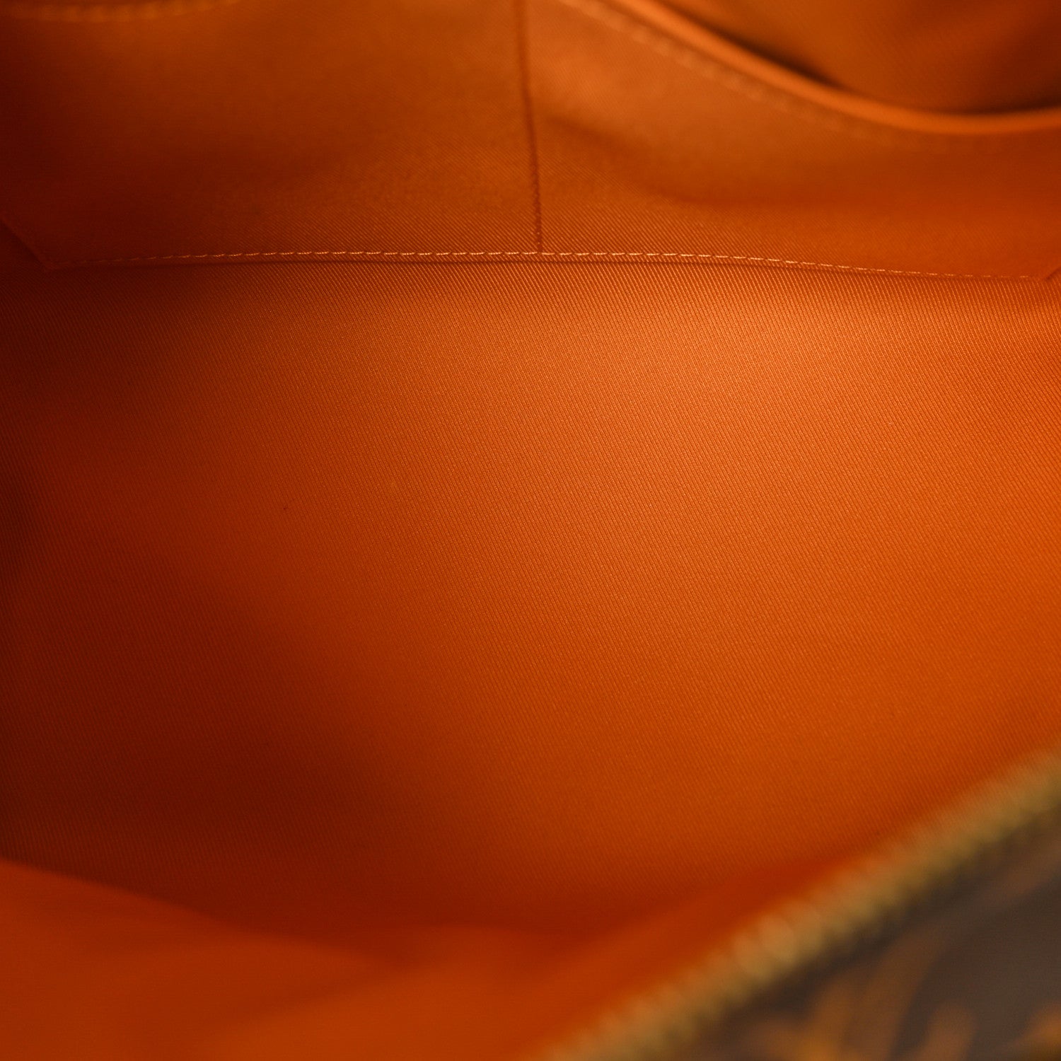Louis Vuitton Monogram Manhattan NM Caramel 5 of 8