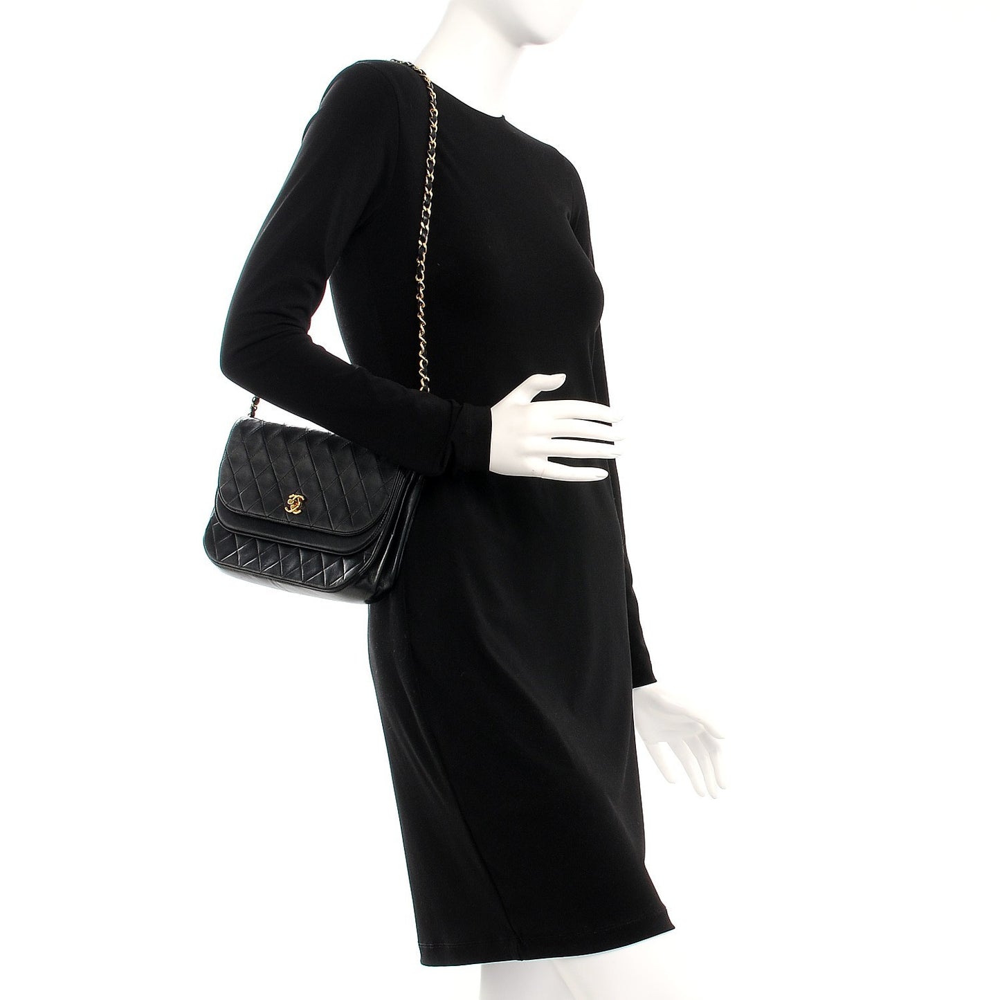 Lambskin Quilted Medium Round Double Flap Black