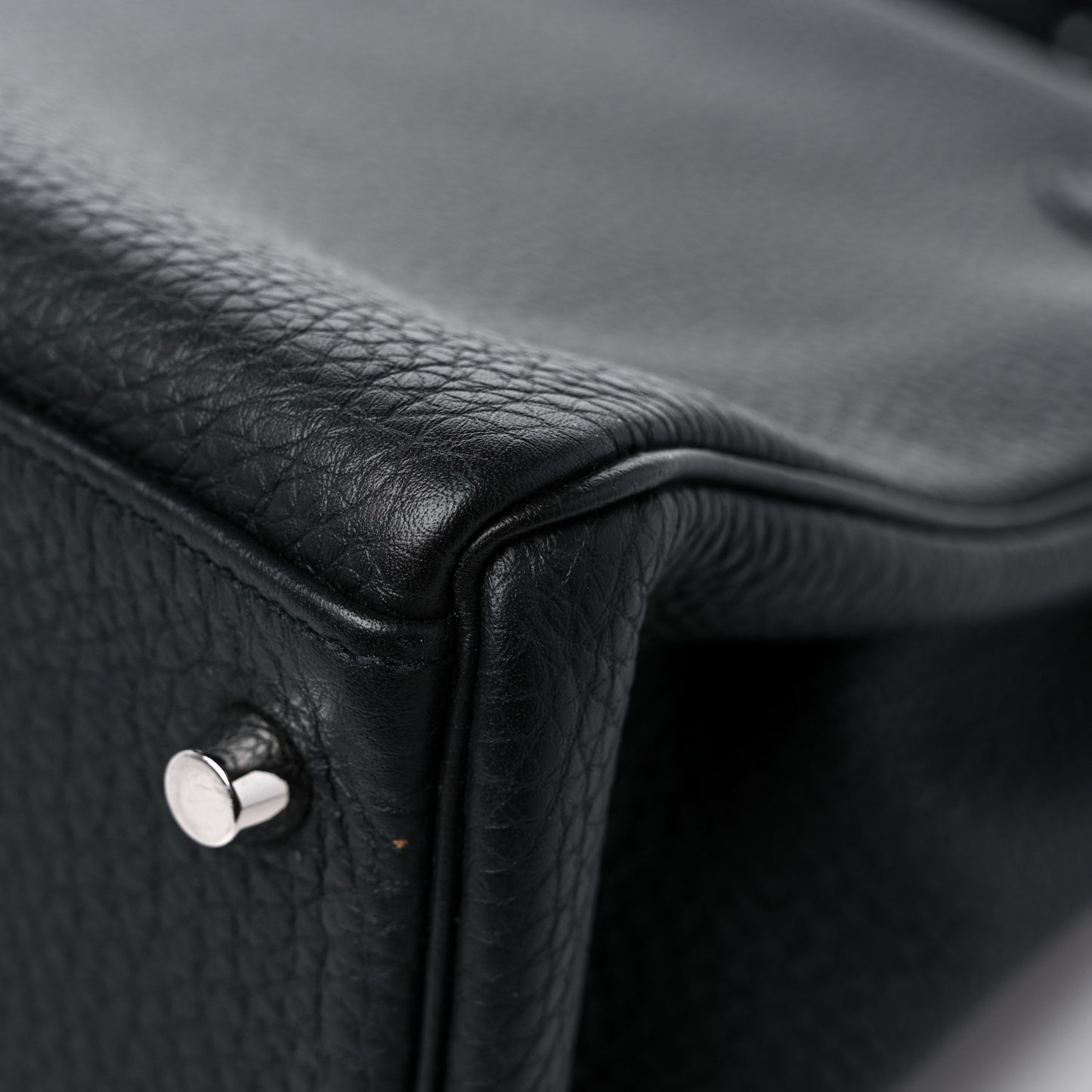 Togo Kelly Retourne 32 Black