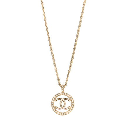 Chanel Pearl CC Round Pendant Necklace Gold 1 of 6