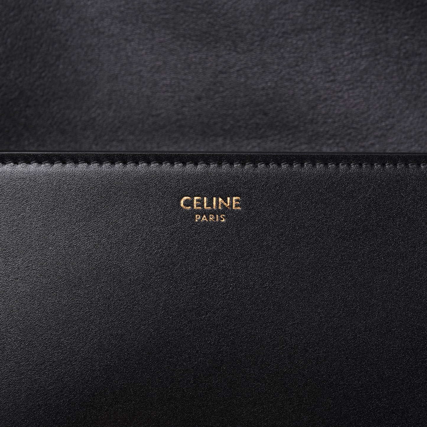 Shiny Calfskin Medium Chain Maillon Triomphe Black