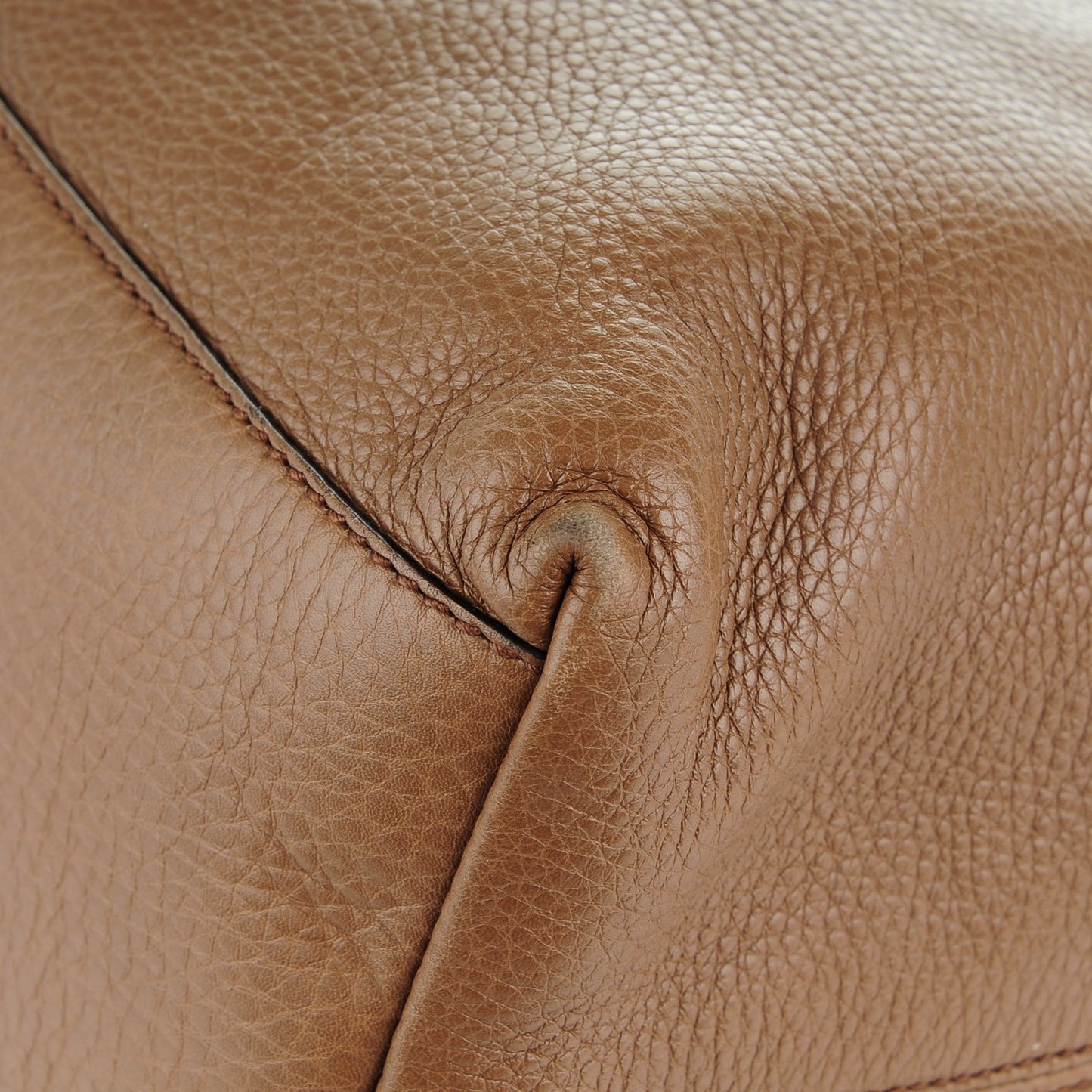 Pebbled Calfskin Medium Soho Chain Shoulder Bag Maple Brown
