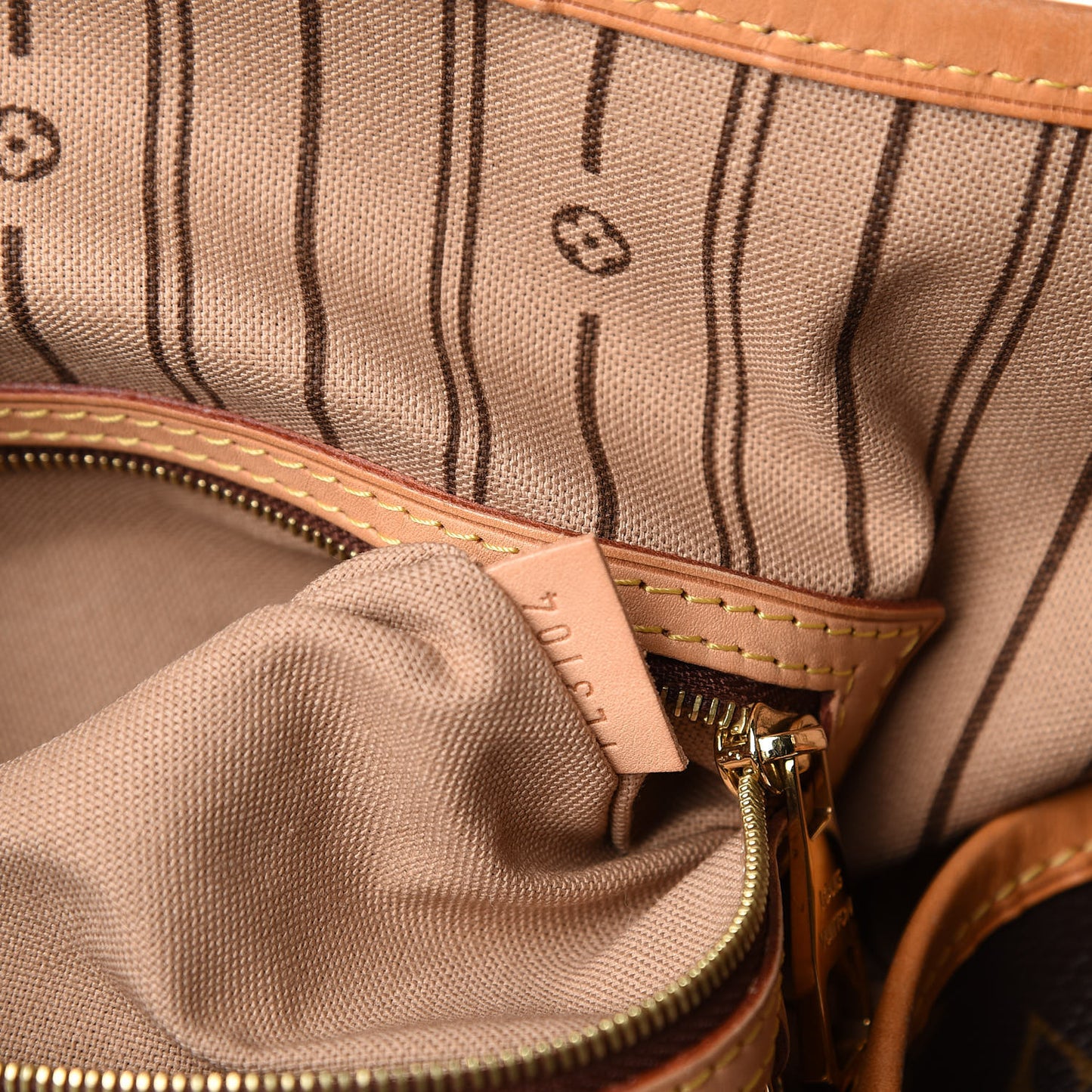 Monogram Delightful MM