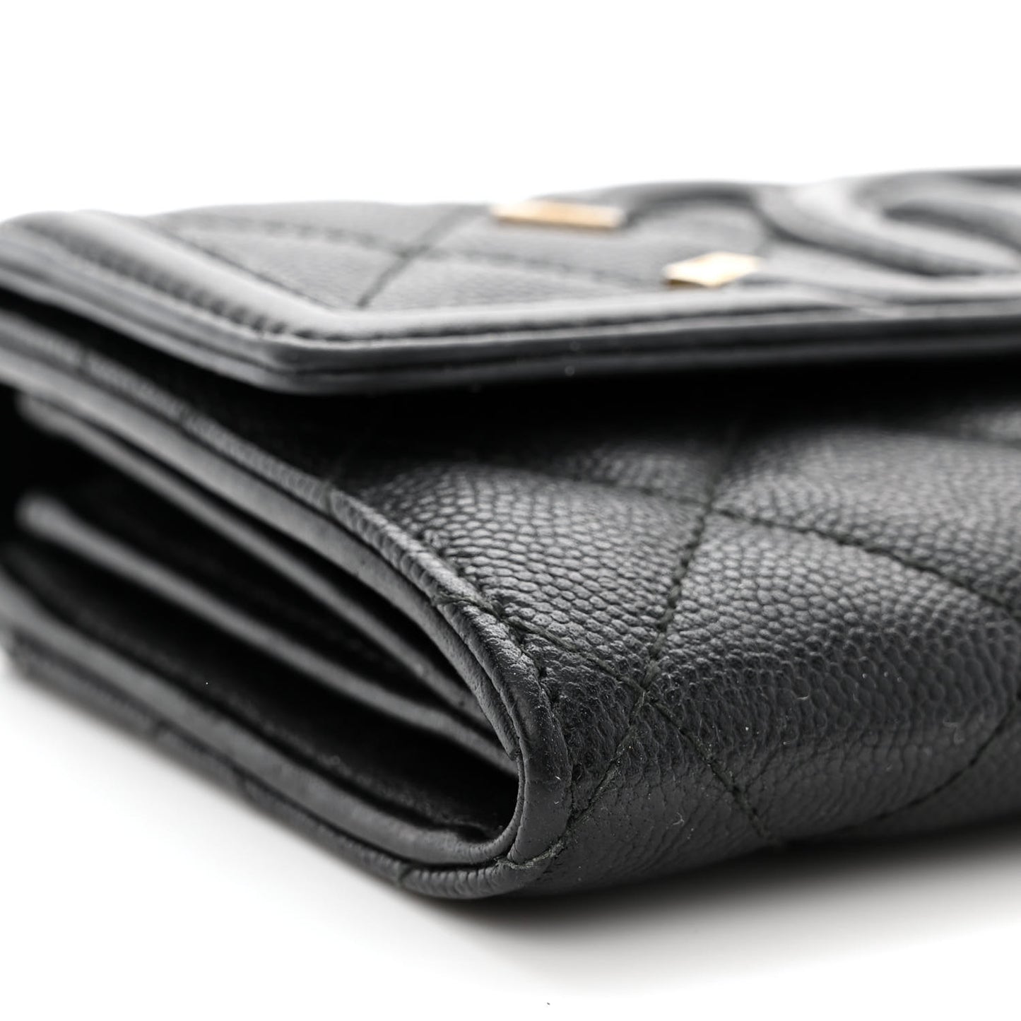 Caviar Quilted Medium Filigree Flap Wallet Black
