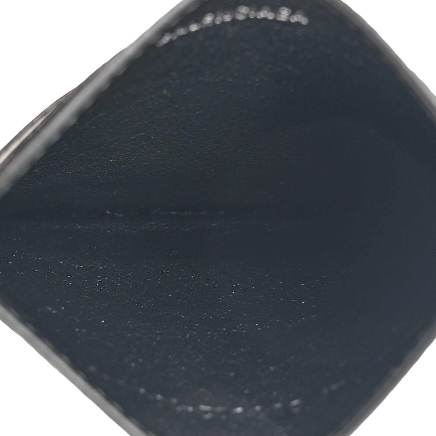 Grained Calfskin Logo Cash Rounded Card Holder Black White