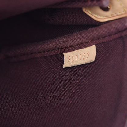 Louis Vuitton Monogram Favorite MM 8 of 9
