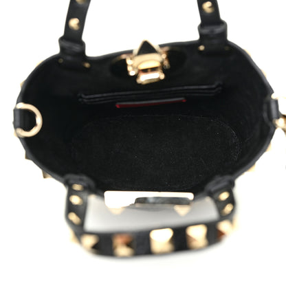 Valentino Garavani Pebbled Calfskin Rockstud Bucket Bag Black 5 of 10