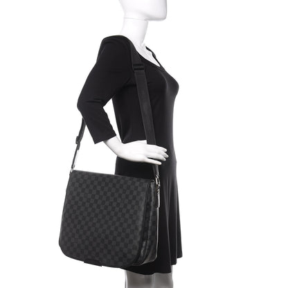Louis Vuitton Damier Graphite Daniel GM 2 of 20