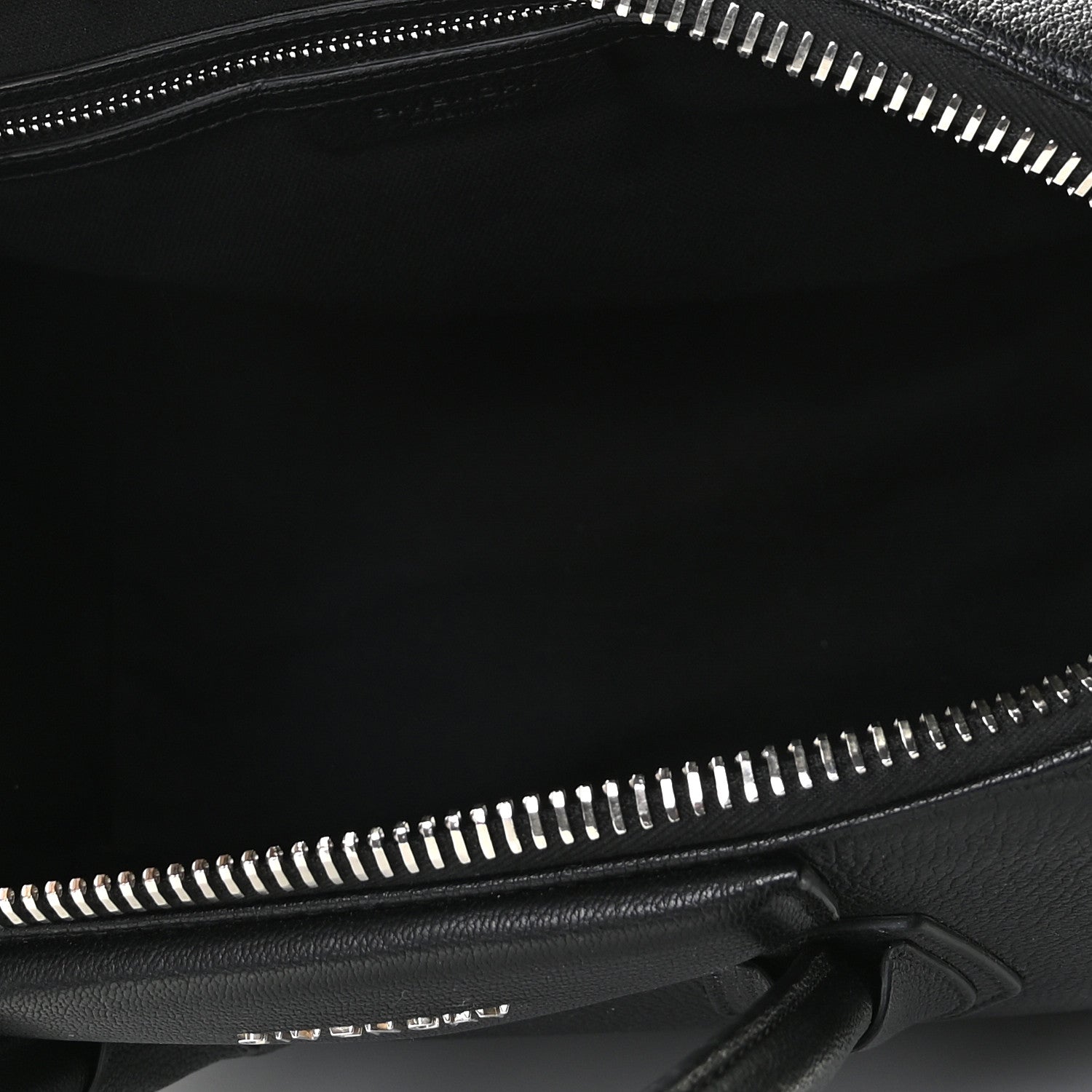 Givenchy Sugar Goatskin Medium Antigona Black 5 of 11