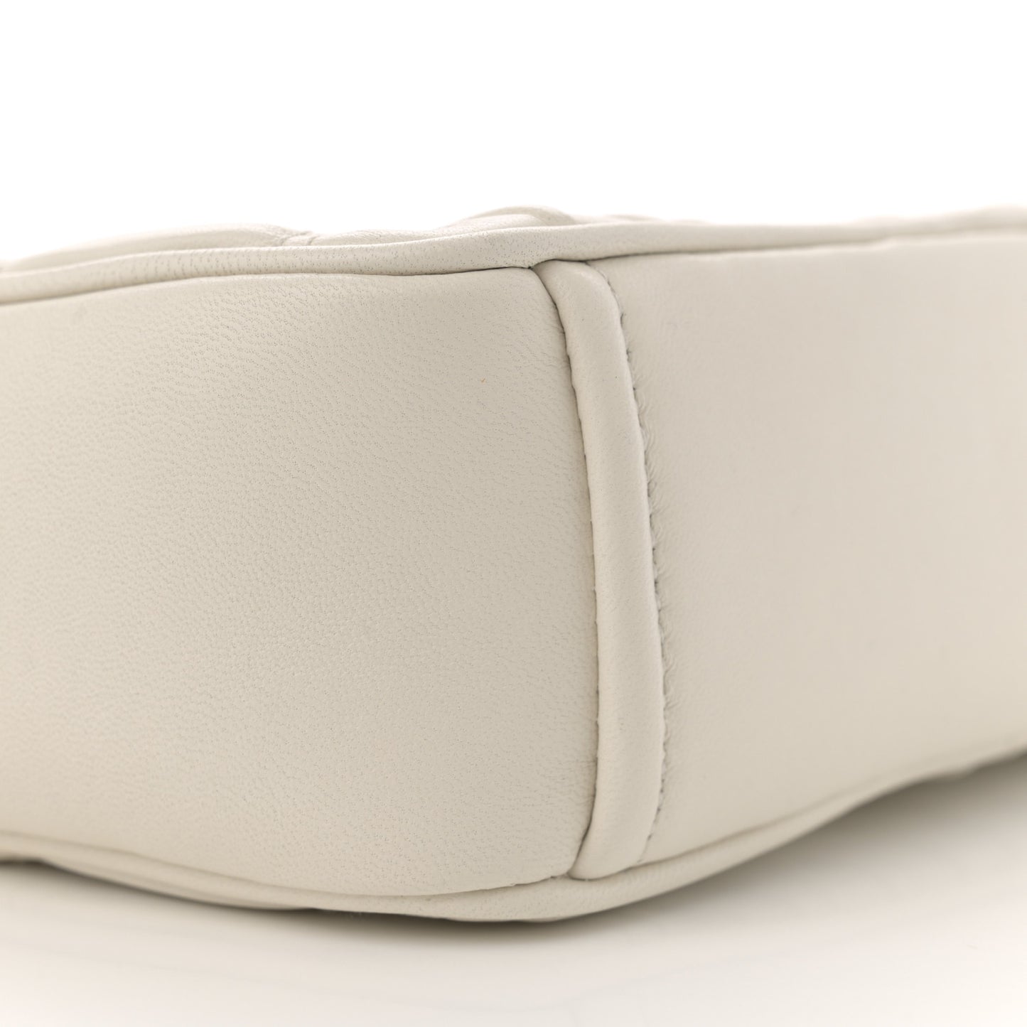 Nappa Gaufre Camera Bag White