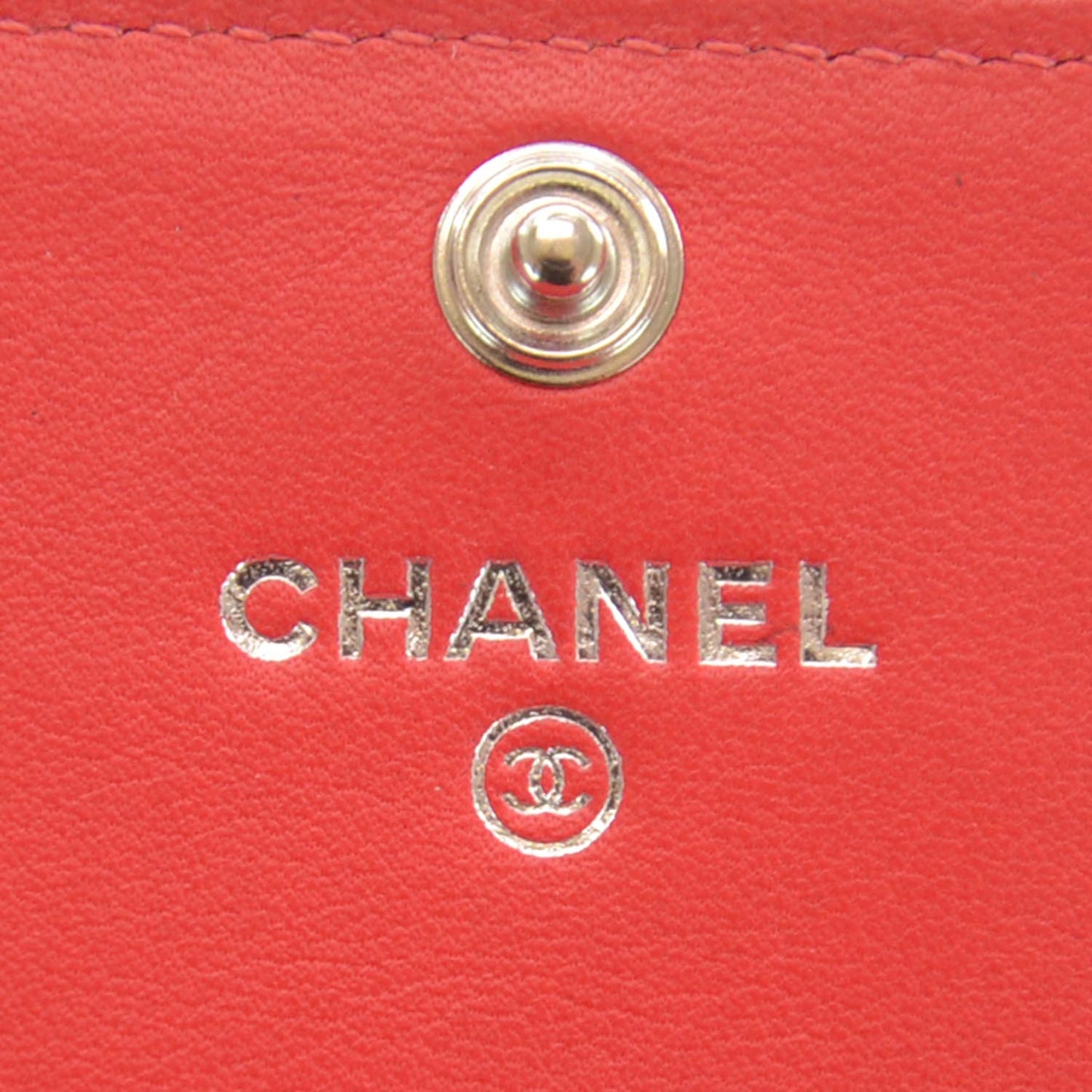 Caviar CC Large Flap Wallet Red