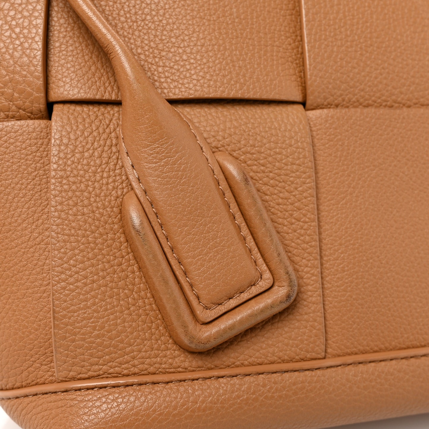 Grained Calfskin Maxi Intrecciato Small Arco Caramel