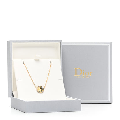 Christian Dior 18K Yellow Gold Diamond Black Onyx Mother of Pearl Rose Celeste Pendant Necklace 7 of 7