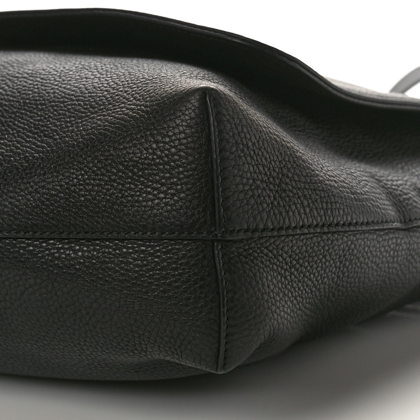 Pebbled Calfskin Soho Messenger Bag Black