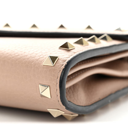 Valentino Garavani Pebbled Calfskin Rockstud Envelope Wallet on Chain Poudre 9 of 12