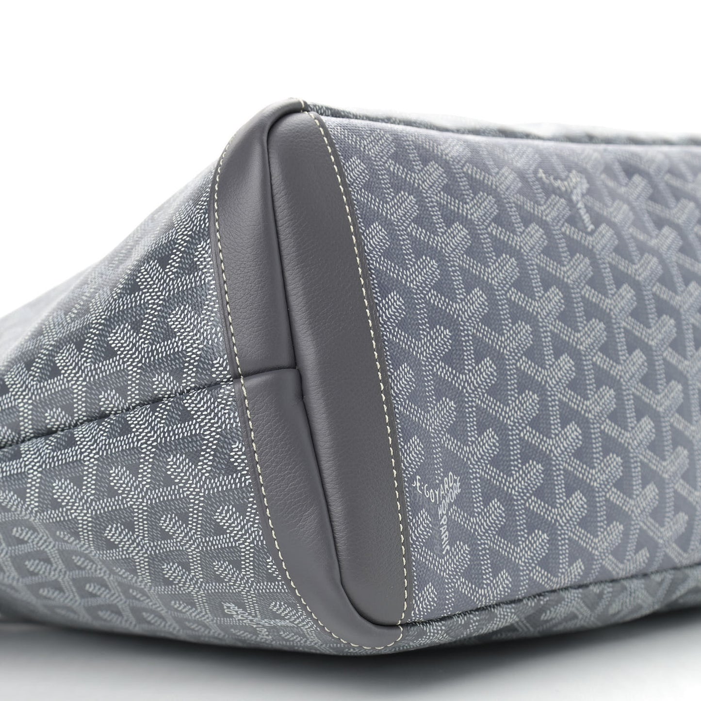 Goyardine Artois MM Grey