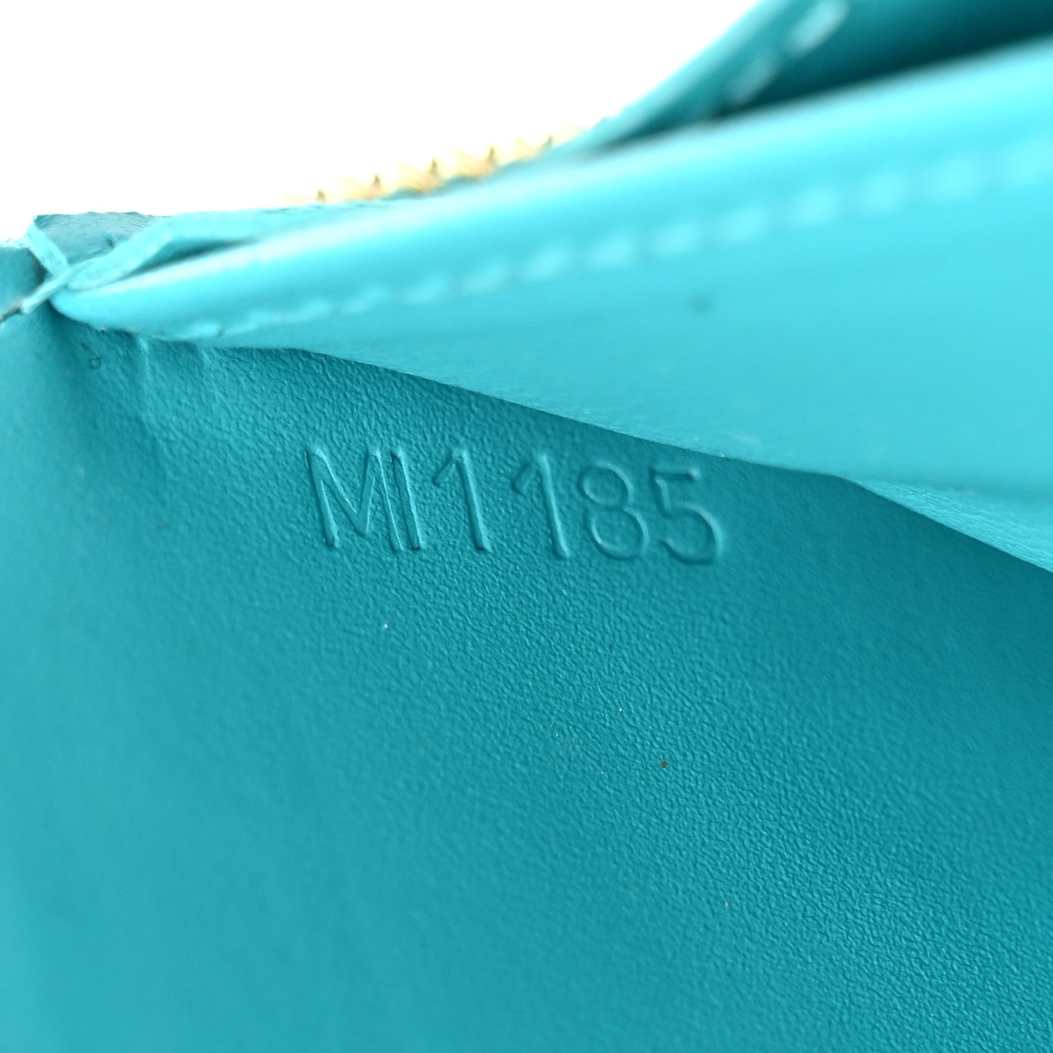 Louis Vuitton Vernis Zippy Wallet Turquoise 7 of 8