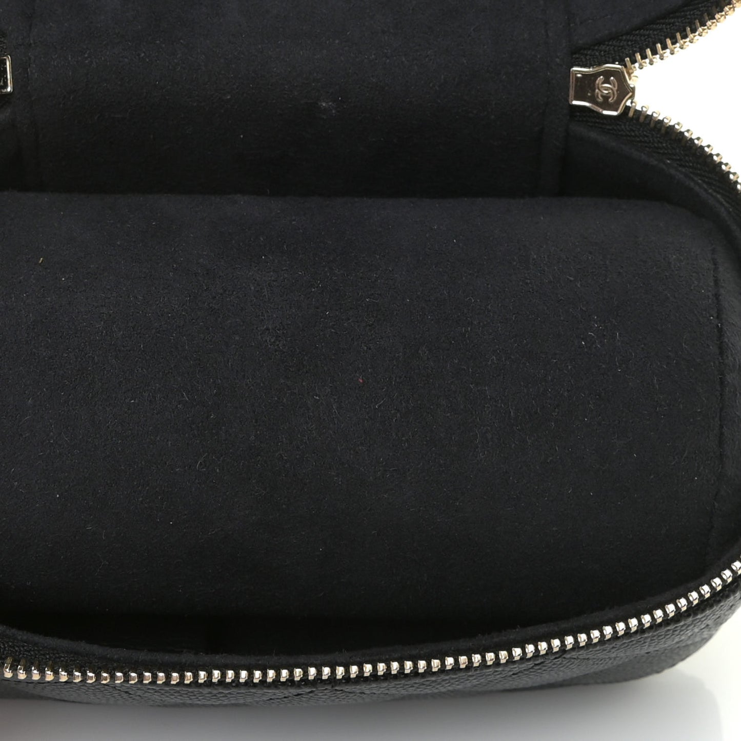 Caviar Quilted CC Vanity Cosmetic Case Black