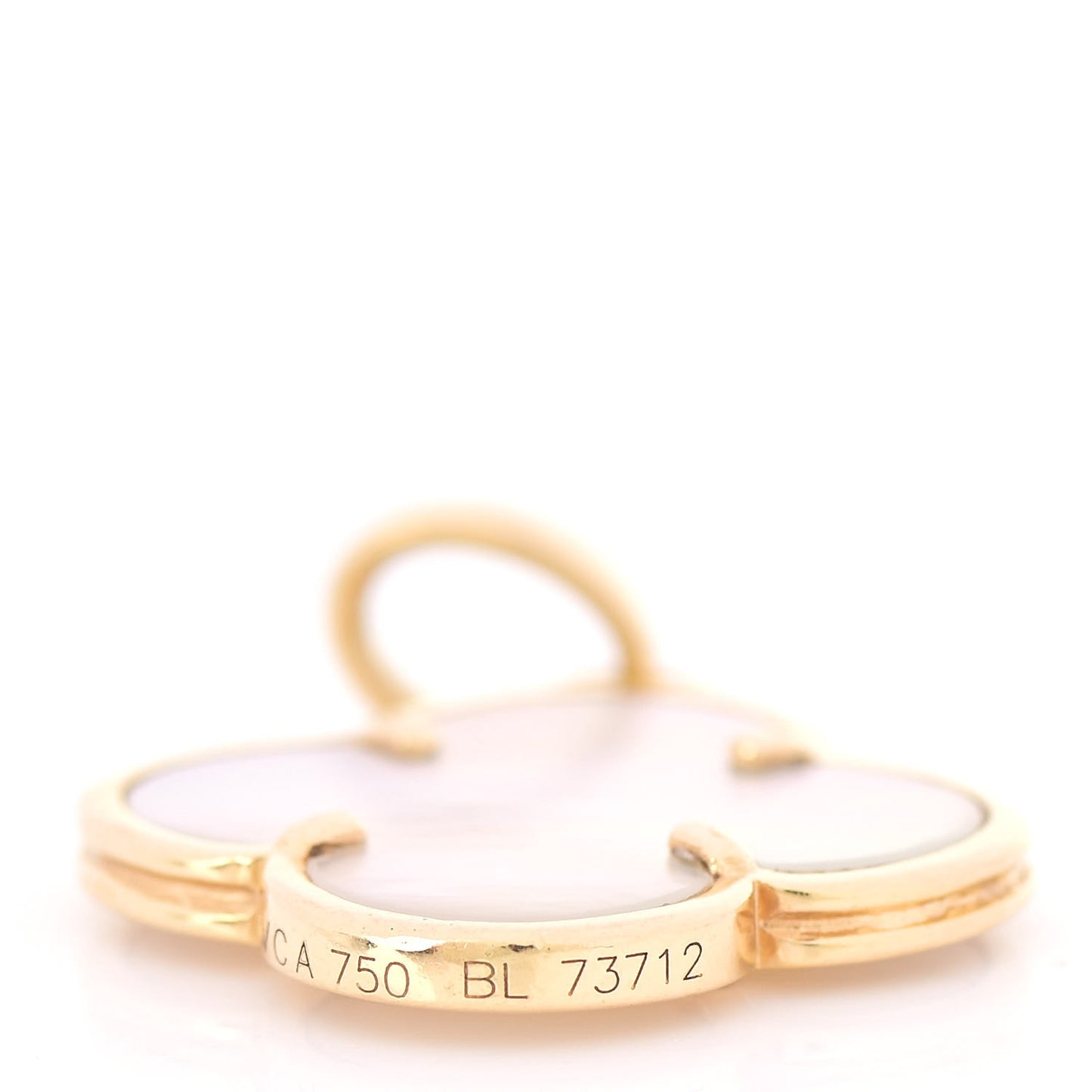 18K Yellow Gold Mother of Pearl Magic Alhambra Pendant
