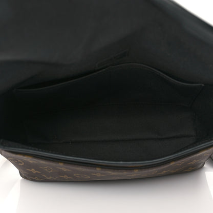 Louis Vuitton Monogram Macassar Magnetic Messenger 5 of 9