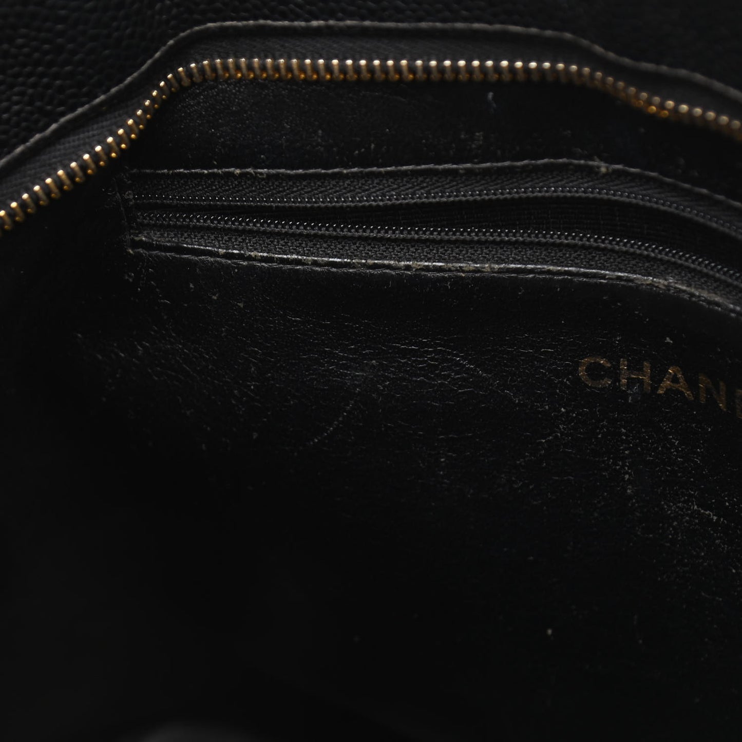 Caviar Quilted Medallion Tote Black