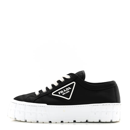 Prada Re-Nylon Gabardine Triangle Logo Double Wheel 50mm Sneakers 38.5 Black 1 of 7
