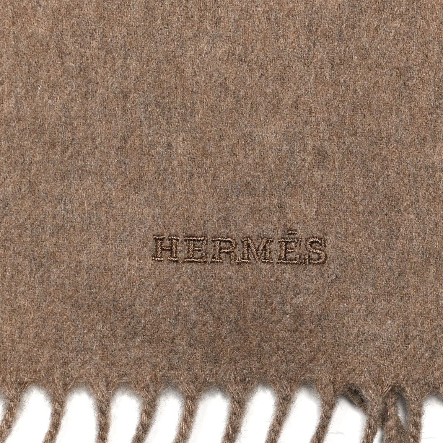Hermes Cashmere Fringe Scarf Noisette Moyen 3 of 4