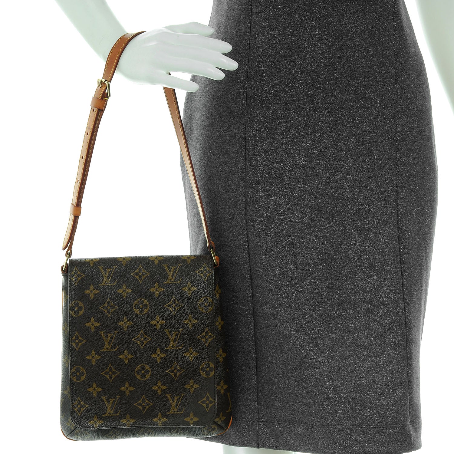Louis Vuitton Monogram Musette Salsa 2 of 7