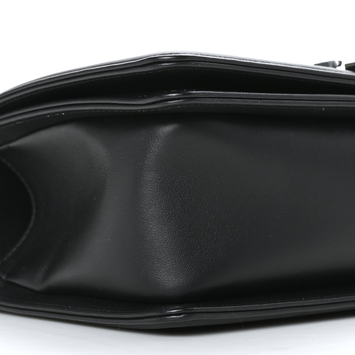 Calfskin Quilted Medium Boy Flap So Black
