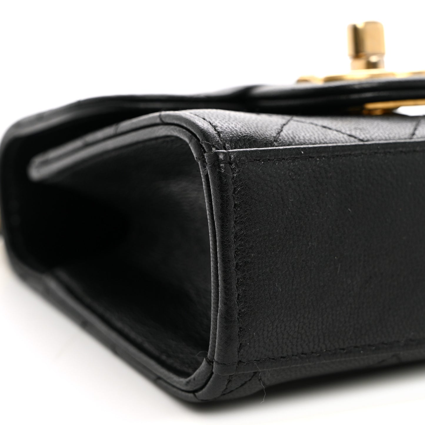 Goatskin Chic Pearls Clutch On Chain Black