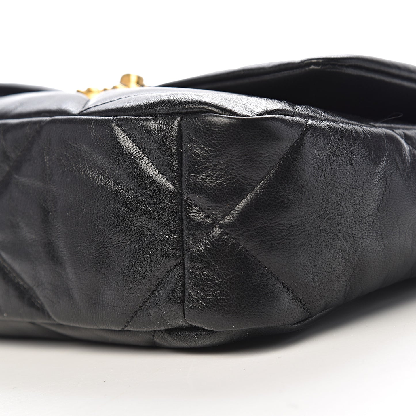 Goatskin Quilted Medium 19 Flap Black