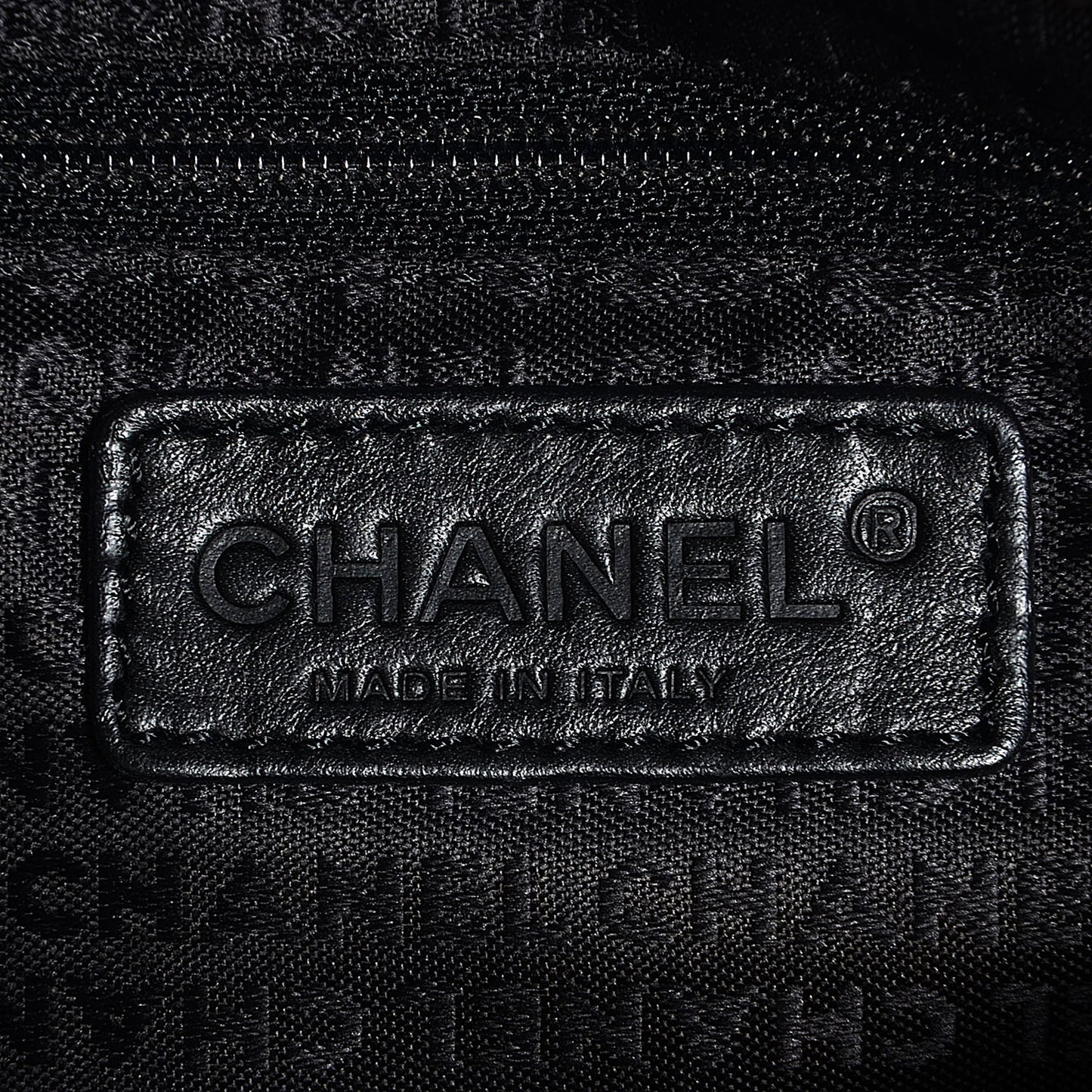 Caviar Square Stitched Shoulder Bag Black