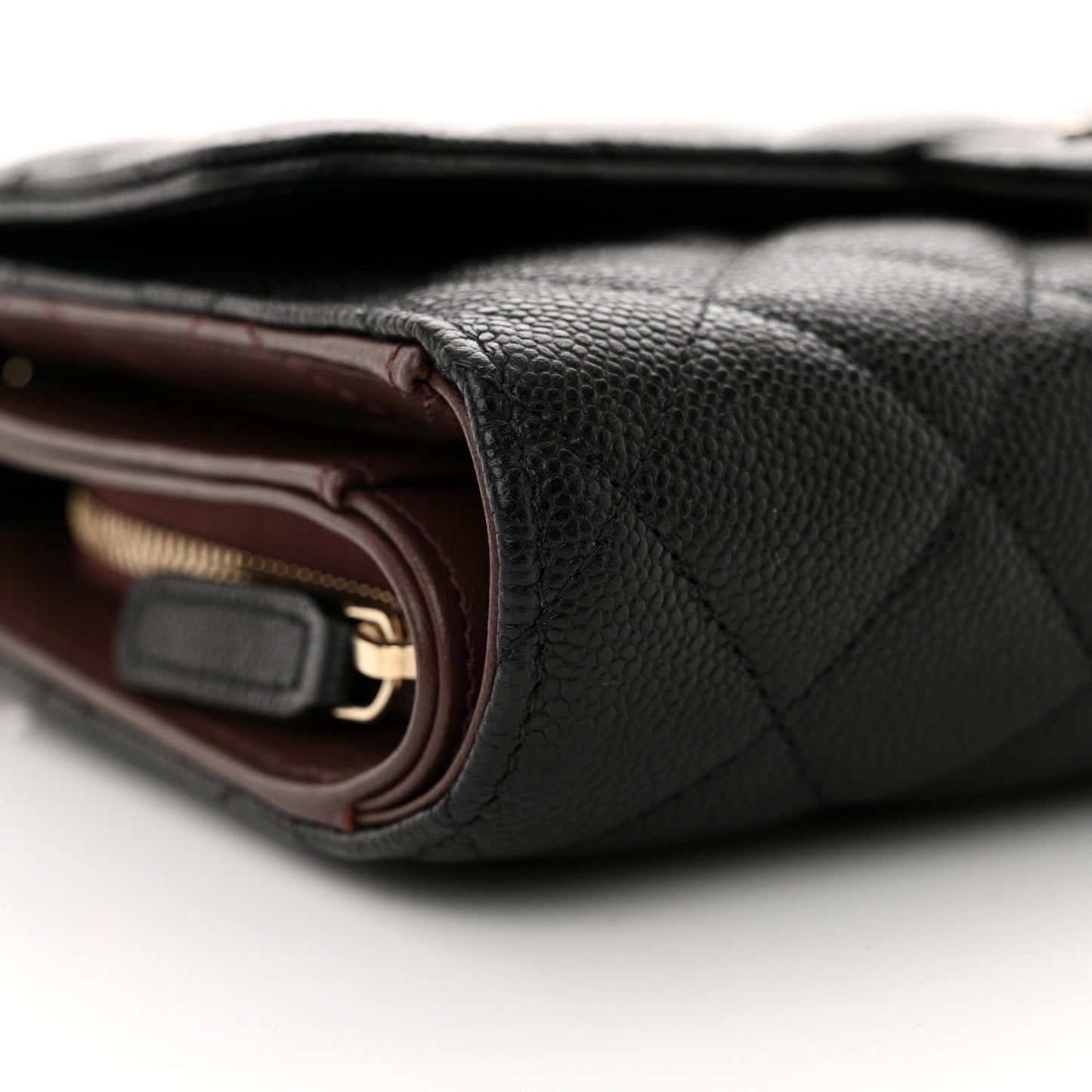 Caviar Quilted Compact Wallet On Chain WOC Black