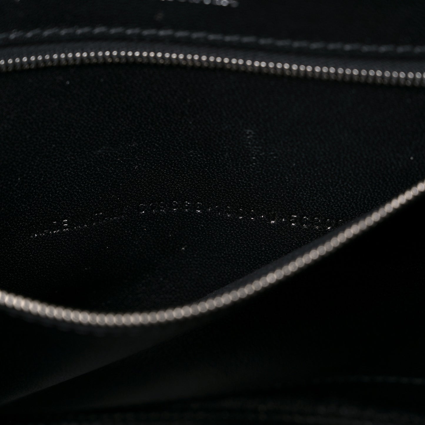 Grained Calfskin Medium Hourglass Top Handle Bag Black