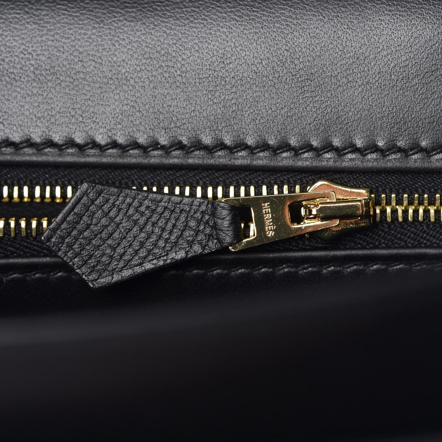 Epsom Constance 24 Black