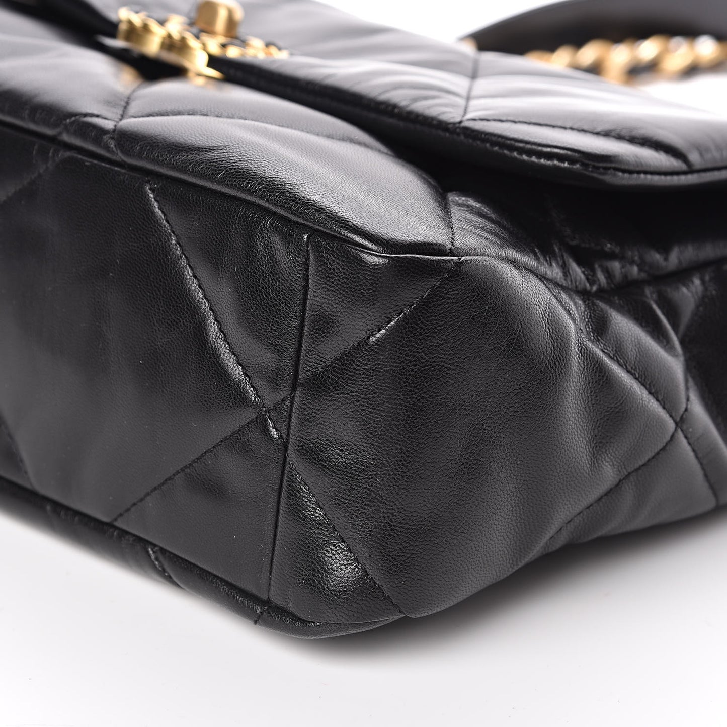Lambskin Quilted Large 19 Flap Black