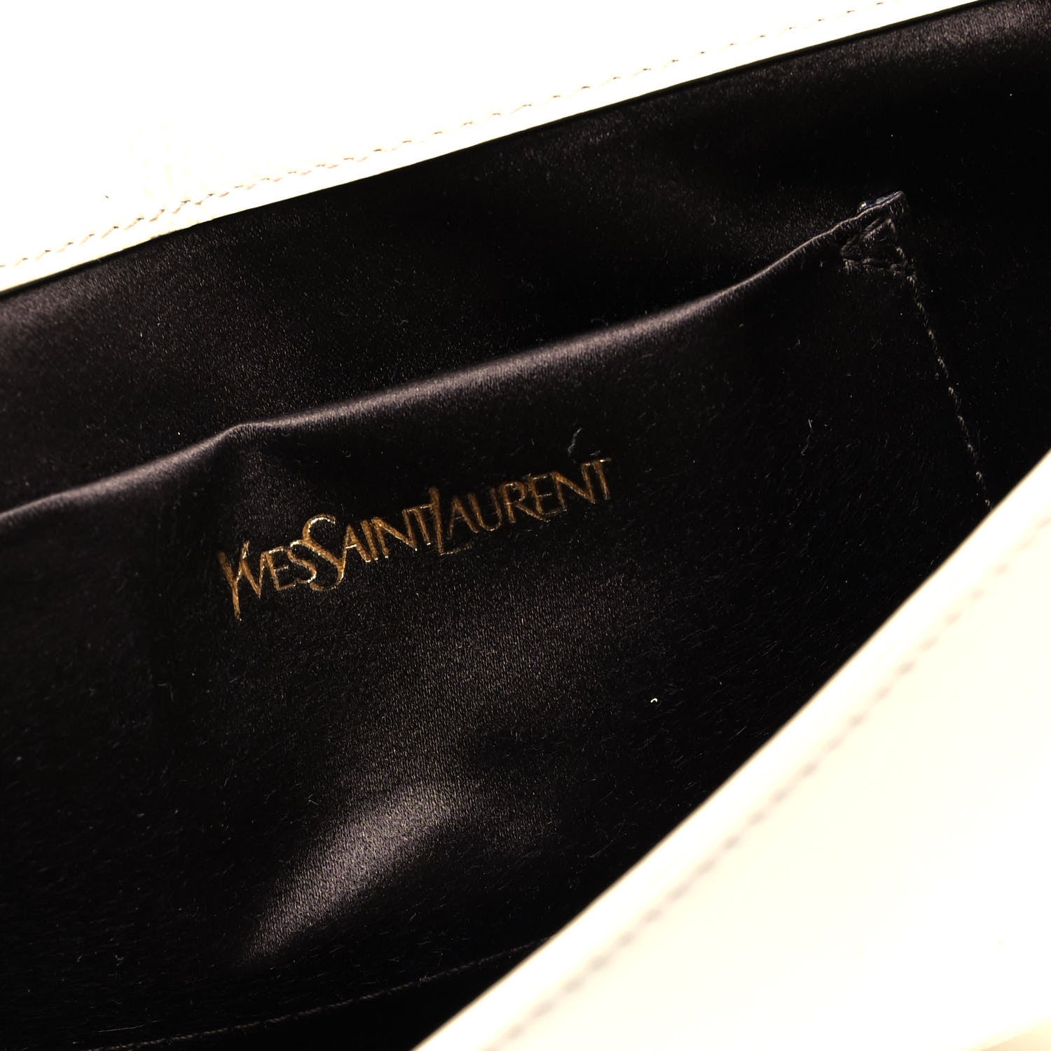 Saint Laurent Patent Calfskin Large Belle De Jour Clutch Off White 6 of 8