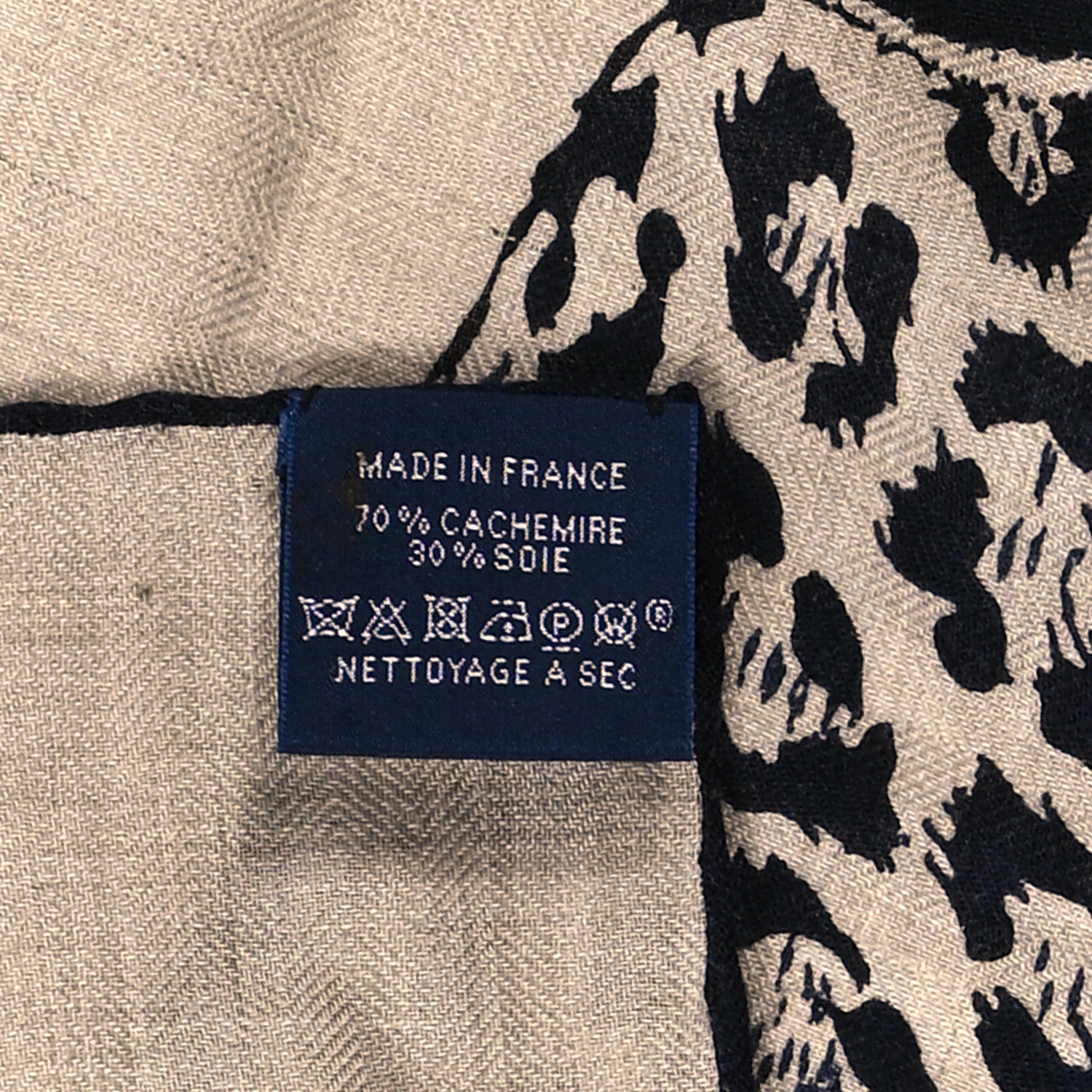 Hermes Cashmere Silk Jungle Love Tattoo Shawl 140 Natural Bleu Black 4 of 4