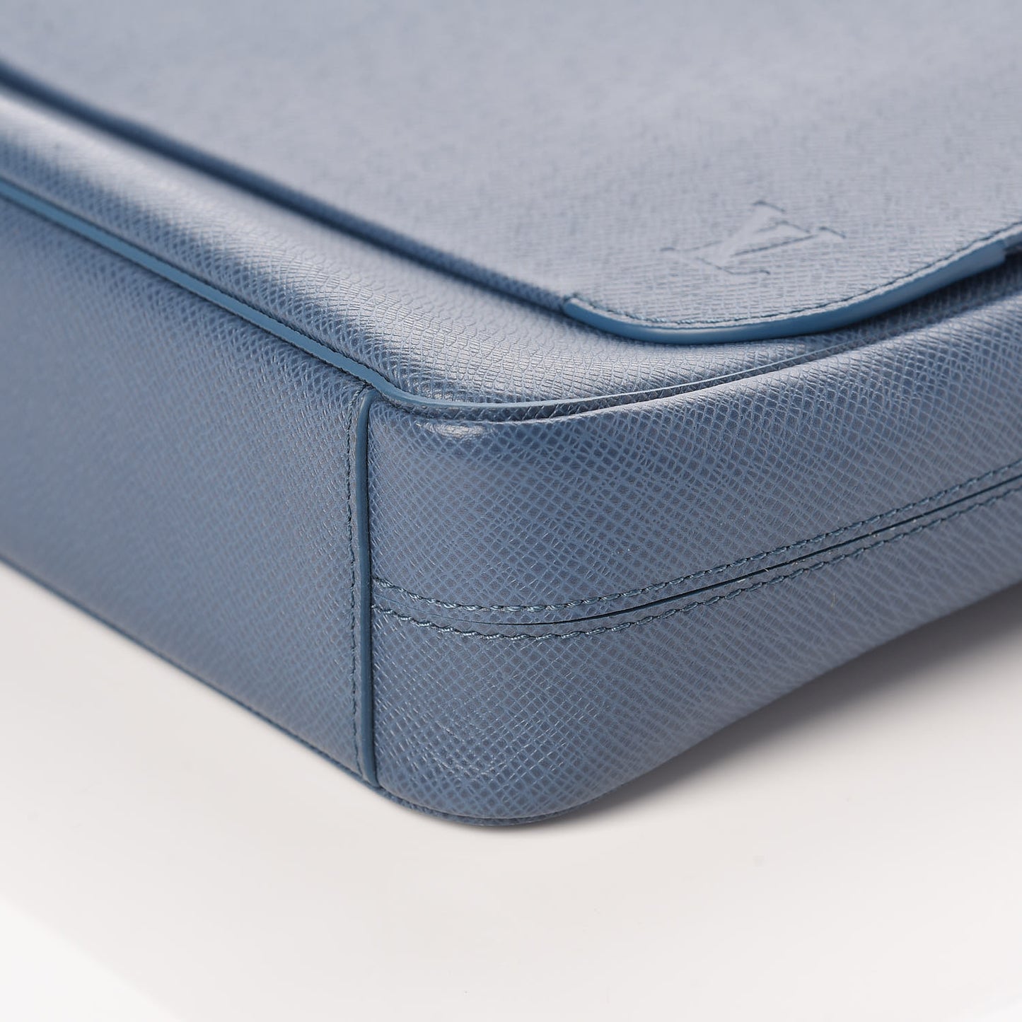 Taiga Roman PM Messenger Neva