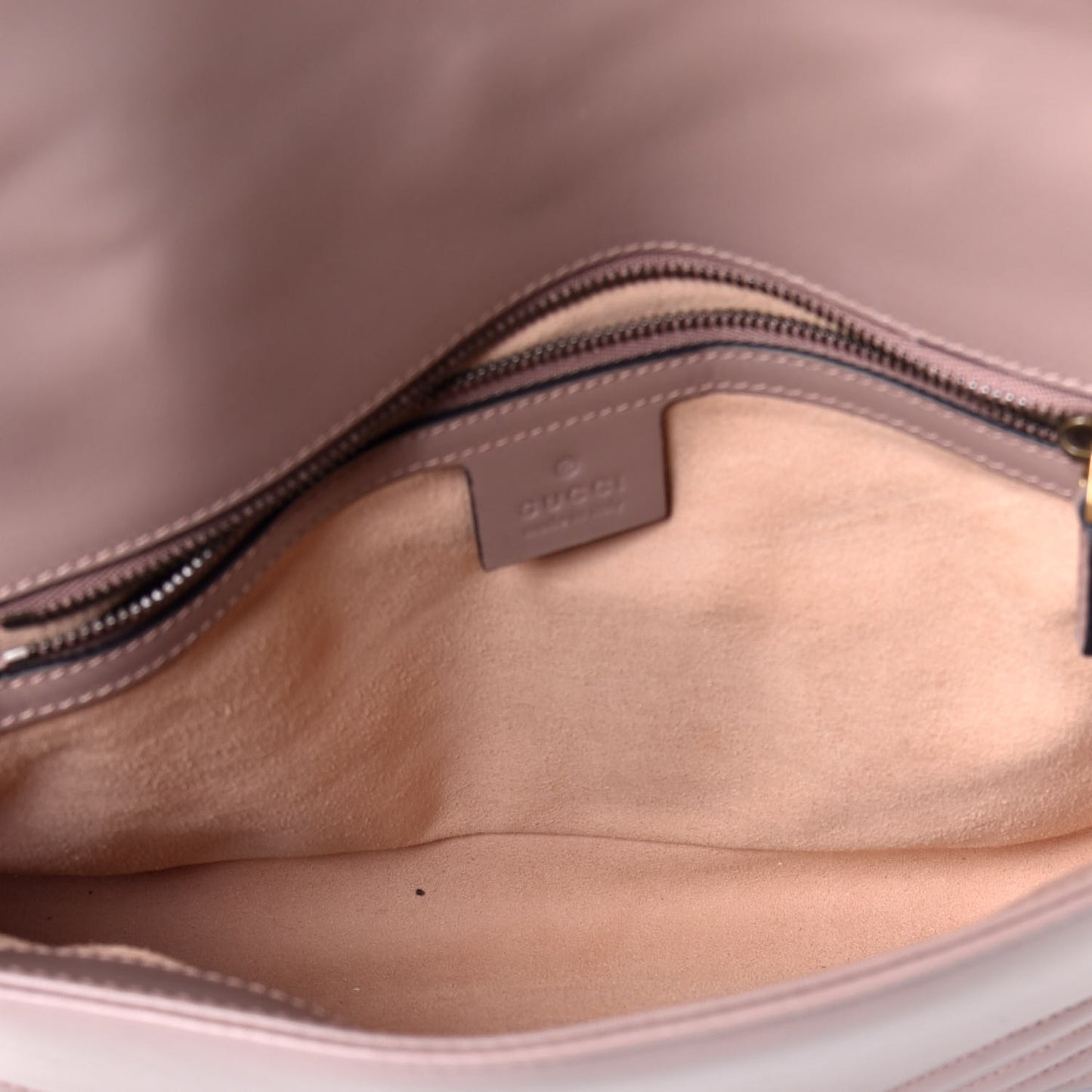 Calfskin Matelasse Medium GG Marmont Shoulder Bag Porcelain Rose