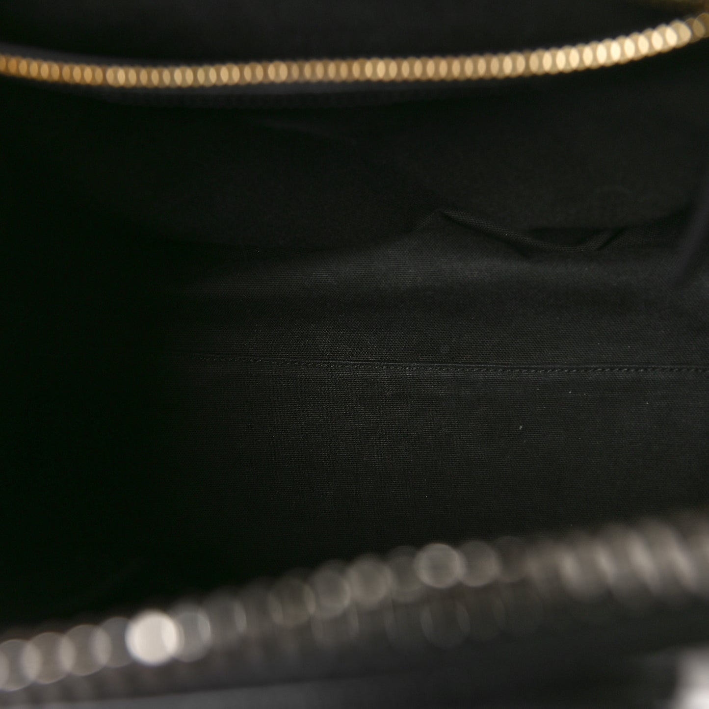 Shiny Lord Calfskin Medium Antigona Black