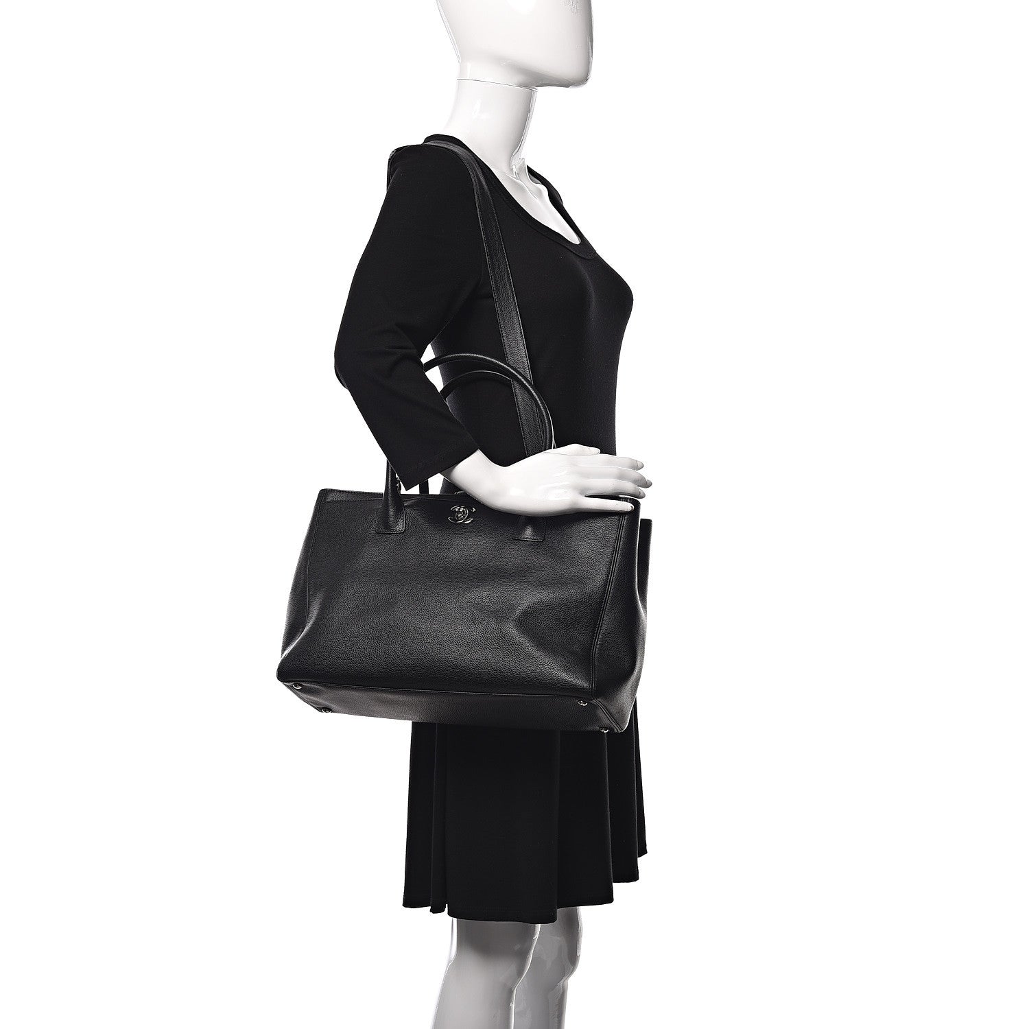 Chanel Calfskin Cerf Executive Shopper Tote Black 2 of 14