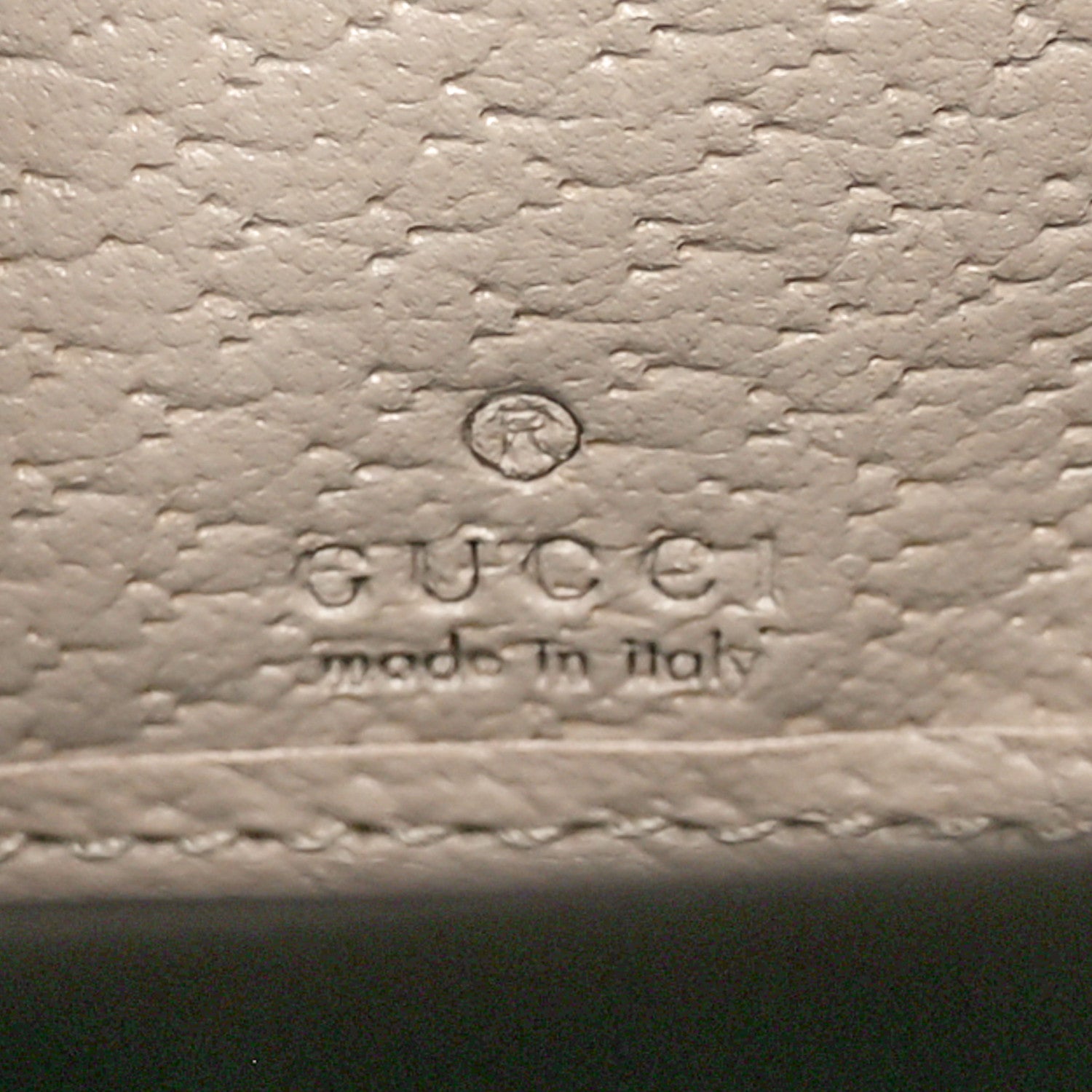 Gucci GG Supreme Monogram Textured Dollar Calfskin Web Ophidia Zip Around Wallet Beige Mystic White Oatmeal 9 of 10