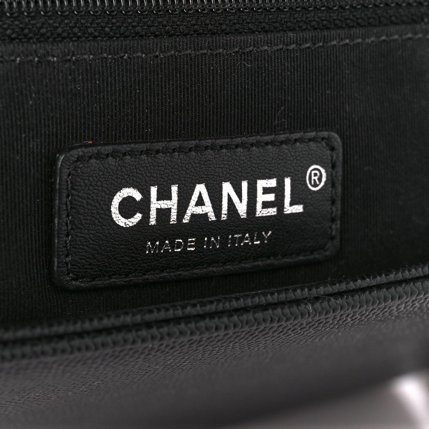 Caviar Quilted Large Boy Flap Black