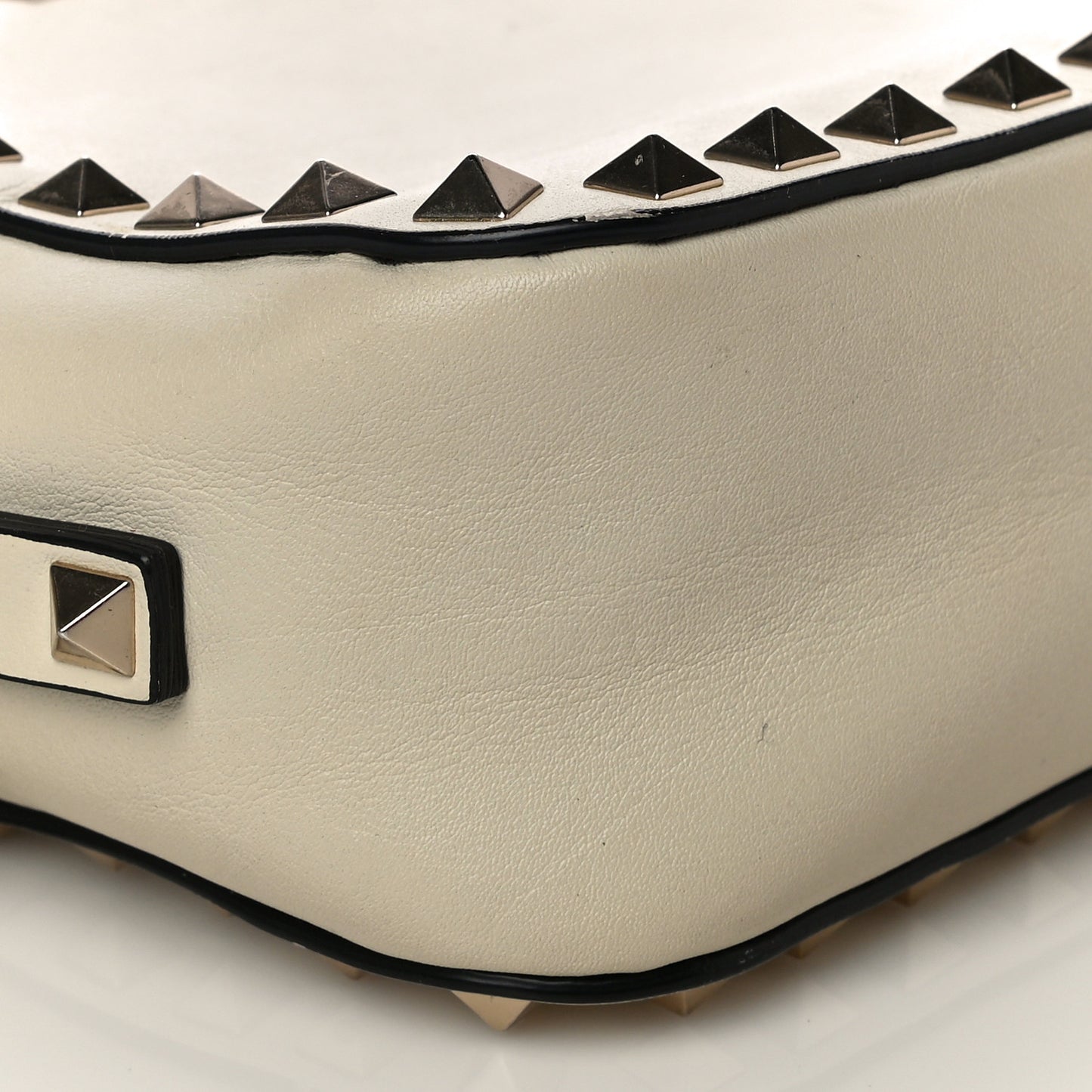Vitello Rockstud Camera Crossbody Bag Ivory