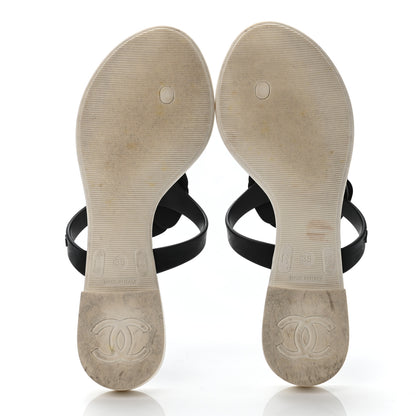 Chanel Jelly Quilted Camellia Thong Sandals 35 White Black 4 of 4