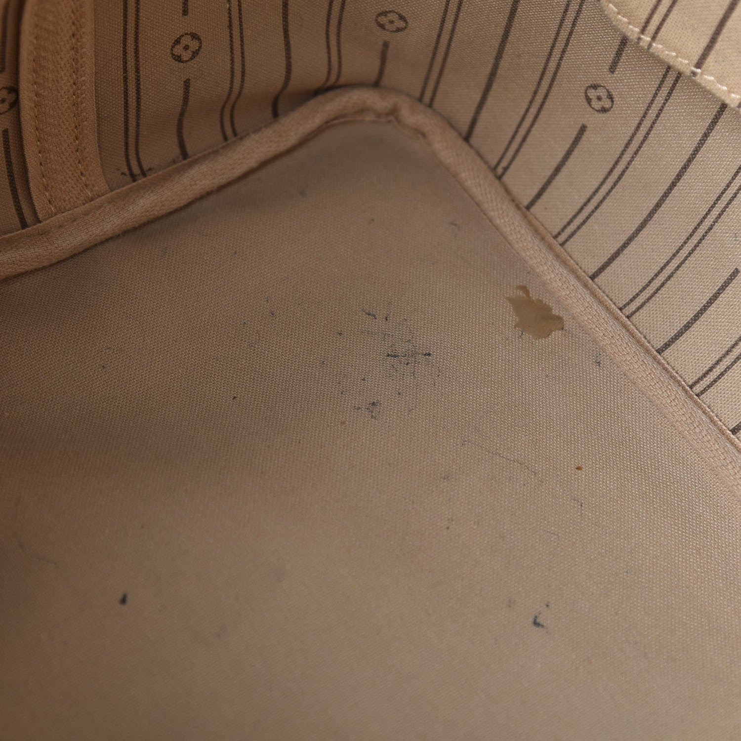Louis Vuitton Monogram Neverfull GM 9 of 11